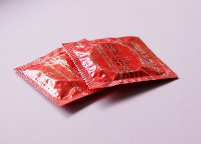 Почему эксперты рекомендуют использовать презервативы для увеличения времени полового акта