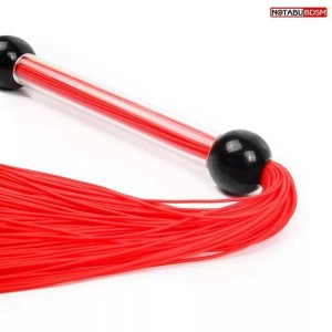 Красная плеть с силиконовыми хвостами и ручкой Notabu
