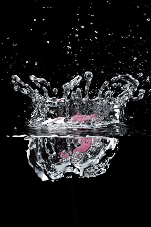 Бомбочка для ванны Yovee by Toyfa «Пузырьки шампанского», с ароматом клубники и шампанского, 70 г